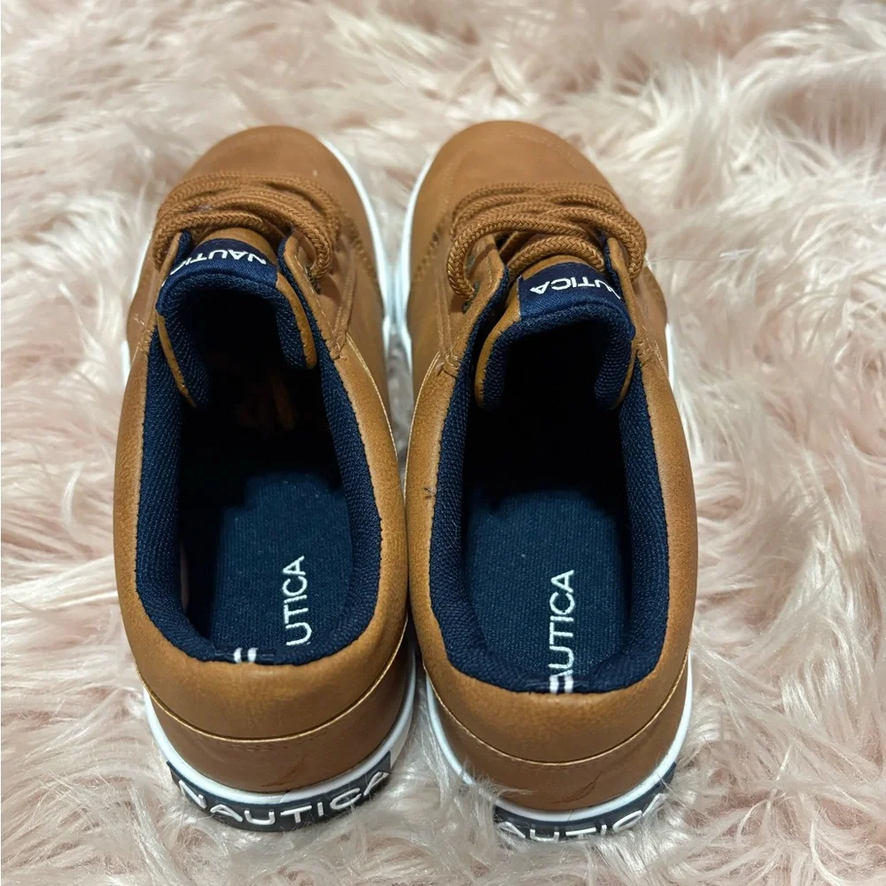 Nautica Boy’s Brown Casual Sneakers - Picture 3 of 4